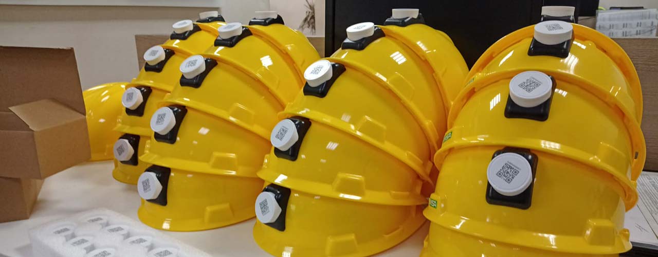 Dispositivo alerta trabalhadores para risco em obras e fábricas