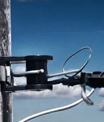 Belgo Arames lança arame com revestimento para gancho esticador de fio FE em redes de telefonia e energia 