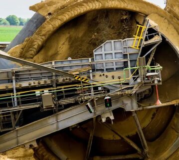 Indústria da mineração aumenta faturamento, investimentos e participação no saldo da balança comercial em 2025