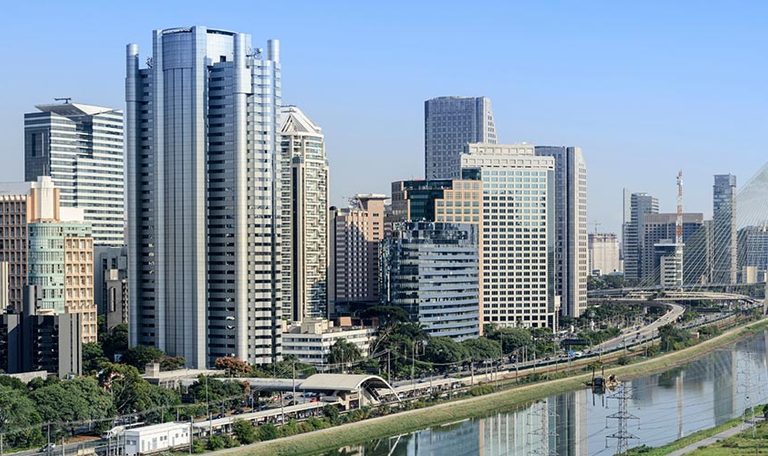 Sabesp reforça segurança hídrica e moderniza instalações com apoio da Veolia