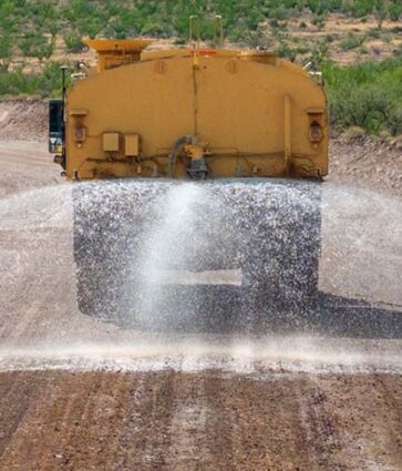 Sotreq traz ao Brasil tecnologia WDS 2.0 da Caterpillar para otimizar o controle de poeira na mineração