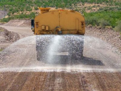 Sotreq traz ao Brasil tecnologia WDS 2.0 da Caterpillar para otimizar o controle de poeira na mineração