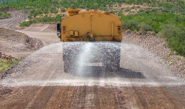 Sotreq traz ao Brasil tecnologia WDS 2.0 da Caterpillar para otimizar o controle de poeira na mineração